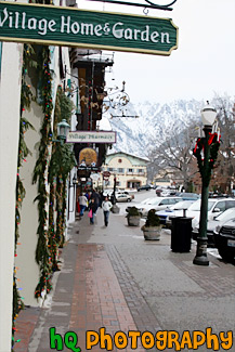 Sidewalk & Shops of Leavenworth painting