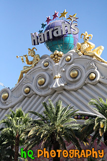 Harrah's Hotel Sign in Daytime