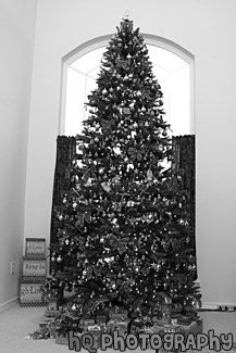 Decorated Christmas Tree black and white picture