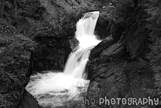 Upper Twin Falls black and white picture