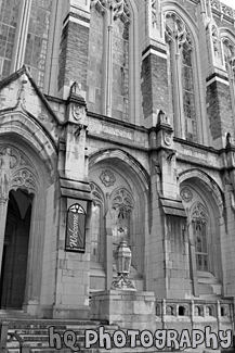 Front Entrance to UW Library black and white picture