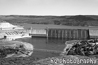 Grand Coulee Dam black and white picture