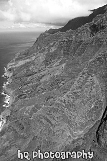 Na Pali Coast black and white picture