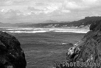 Oregon Coast black and white picture