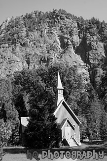 Yosemite Park Cathedral black and white picture