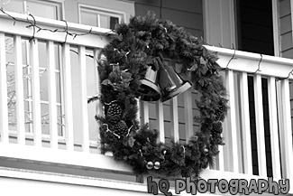 Green Christmas Wreath & Bells black and white picture