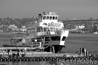 Boat in Seattle's Lake Union black and white picture