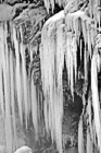 Black & White Long Thick Icicles preview