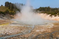 Mud-Volcano-in-Yellowstone-9
