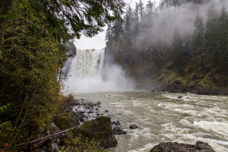 Hiking to Snoqualmie Falls